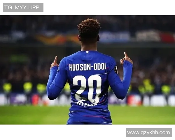 蓝色7号足球明星的传奇之路与荣耀时刻揭秘